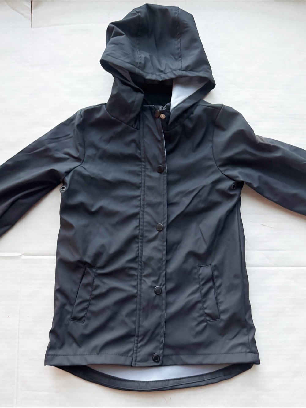Hunter New Boys Water
Resistant Long Hooded Rain Jacket in Black Size 4Y NWT